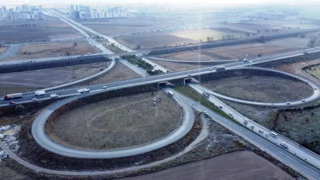 Kayseri'de 3.200 Fidan Dikimi ile Yeşil Alanlar Artırılıyor