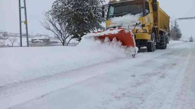 Kayseri'de 92 mahalle yolu ulaşıma açık, 3 yol kapalı