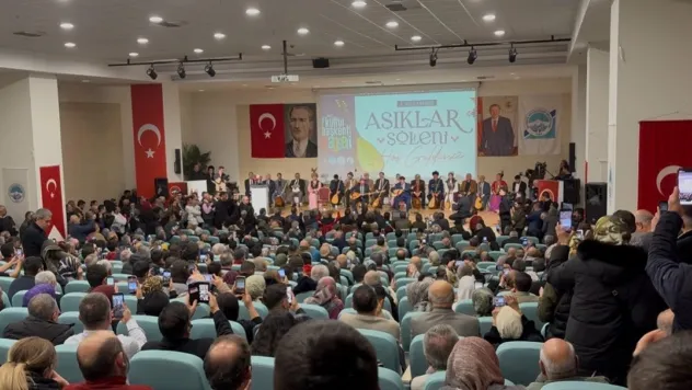 Kayseri Âşıklar Şöleni'ne Yoğun İlgi ve İzdiham