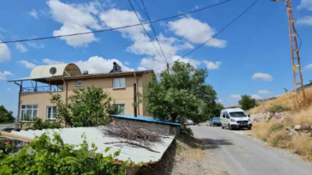 Kayseri'de Bahçesinde Vurulan Şahıs Ağır Yaralandı