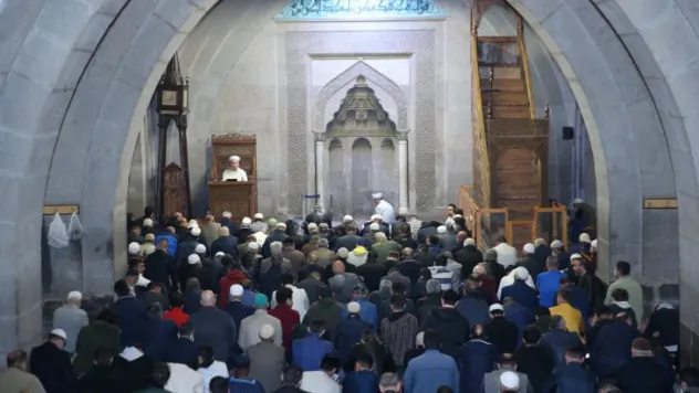 Kayseri'de bayram namazı kılındı