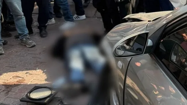 Kayseri'de çarpışan araçlar ışıkta bekleyen yayaların üstüne daldı: 5 Yaralı