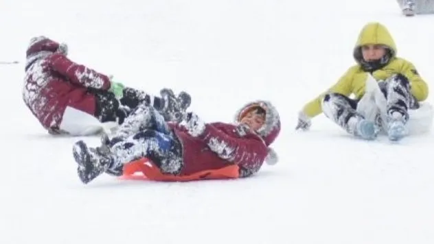 Kayseri'de eğitimde kar tatili devam ediyor: Cuma günü de tatil