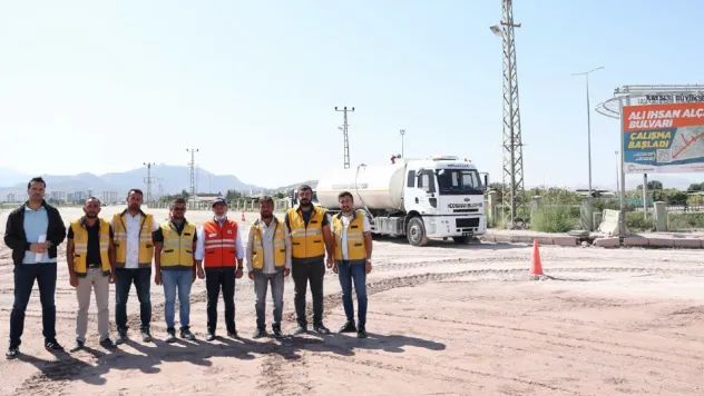 Kayseri'de İki büyük bulvarı birbirine bağlayan yolda çalışmalar son sürat