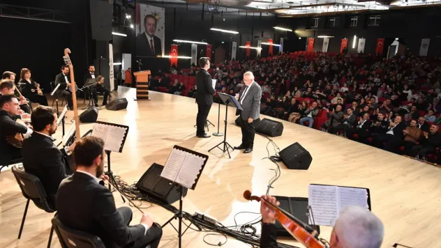 Kayseri'de Rast Faslı Büyüledi: 28 Eserle Sanatseverlere Unutulmaz Gece