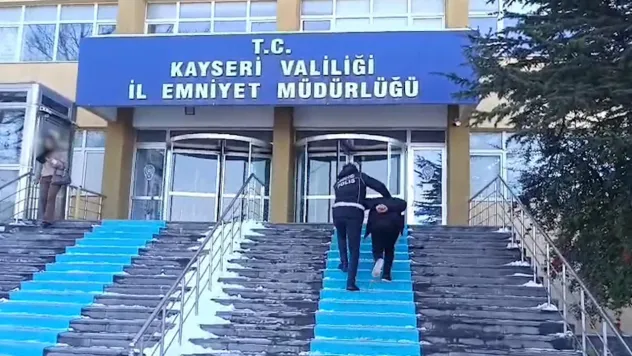 Kayseri'de uyuşturucu suçundan aranan hükümlü sığınakta yakalandı