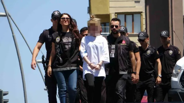 Kayseri'de uyuşturucu tacirlerine darbe: 17 gözaltı