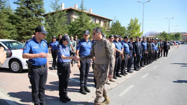 Kayseri emniyetine 13 araç tahsis edildi
