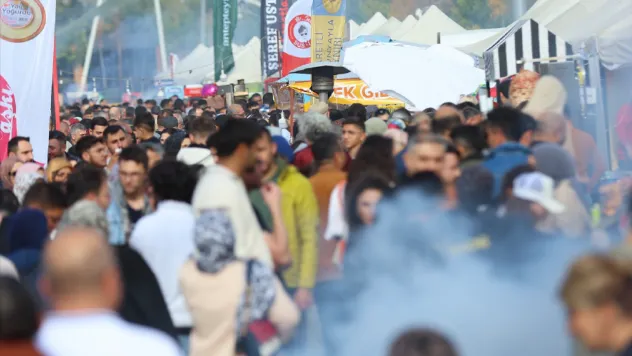 Kayseri Gastronomi Günleri : 'Yiyinti Şöleni'nde Yoğun Kalabalık