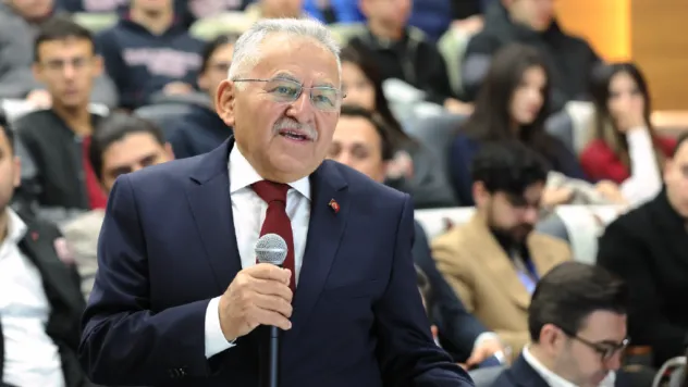 Kayseri Girişimcilik Zirvesi'nde Genç Girişimcilere Destek