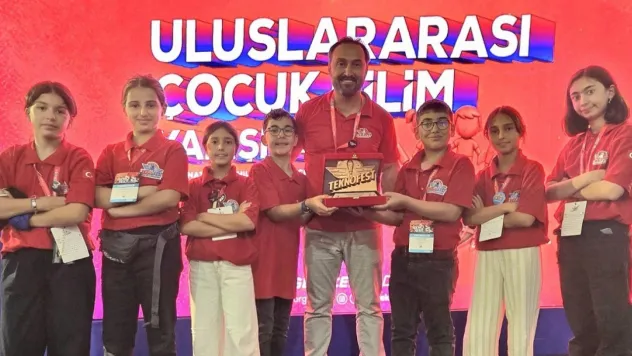 Kayseri'nin 'Gadasını aldıklarım' takımına Uluslararası yarışmada sunum ödülü