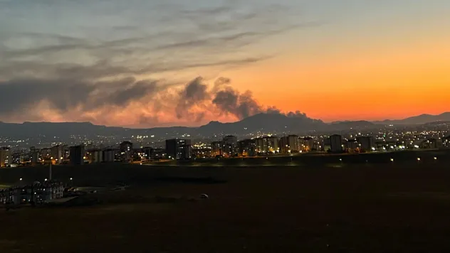Kayseri Organize'deki Fabrika Yangını Kenti Dumana Boğdu
