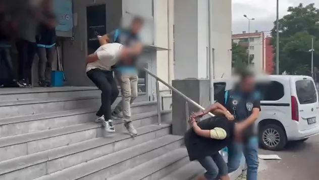 Kayseri OSB'deki Cinayet Zanlıları Yakalandı: 15 yaşındaki zanlı dahil 5 kişi tutuklandı
