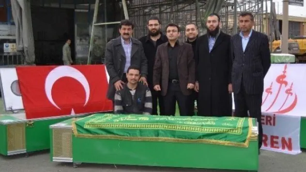 Kayseri Alperen Ocaklarından Bulgaristan'a Cenaze Aracı Ve Klimalı Tabut 