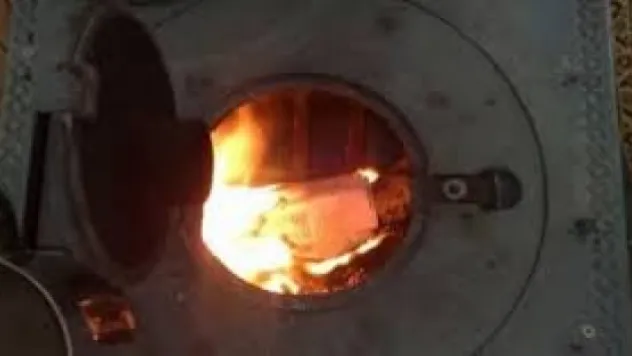 KAYSERİ'DE 3 KİŞİ SOBADAN SIZAN GAZDAN ZEHİRLENDİ