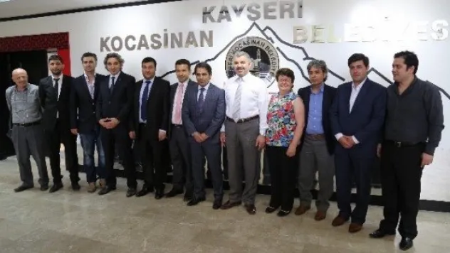 Kayseri Gazeteciler Cemiyeti, Kocasinan Belediye Başkanı Çelik'iı Ziyaret Etti 