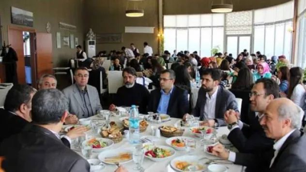 KAYSERİ GENÇ HUKUKÇULAR DERNEĞİ ''HUKUK OKULU'NDA BULUŞTU