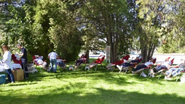 Kayseri Şeker Çalışanlarından Kan Bağışı Kampanyasına Destek