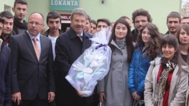 Kayseri Şeker Eğitim Ve Sağlık Vakfı, Öğrencileri İle Bir Araya Geldi 