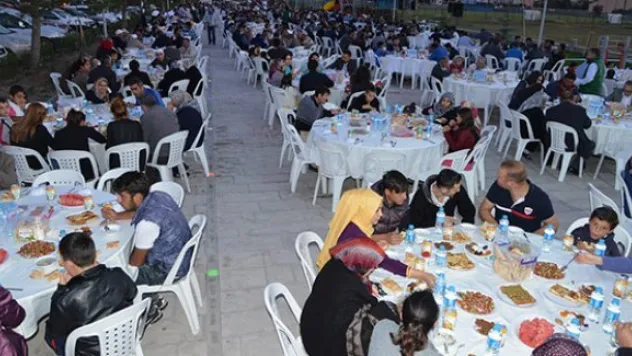 Kayseri Şeker İftar Sofrası, Şarkışla'da yoğun ilgi gördü