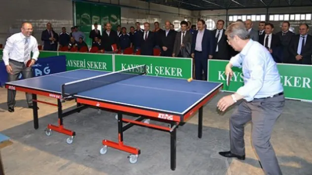 Kayseri Şeker masa tenisi turnuvası başladı