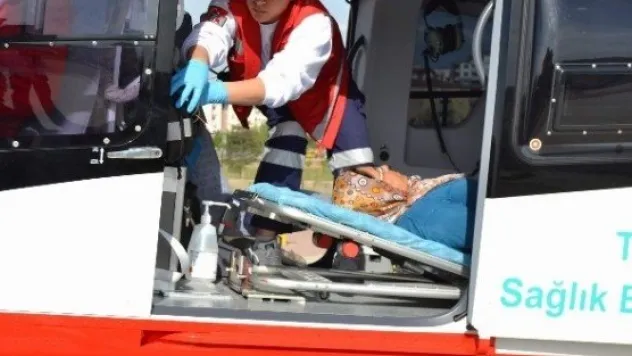 Kayseri'de 4 Parmağı Kopan Kadın, Hava Ambulansıyla Ankara'ya Sevk Edildi