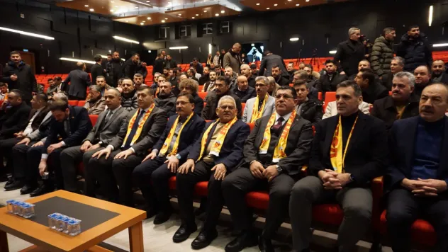 Kayserispor'da transfer yasağı sorunu çözülemedi