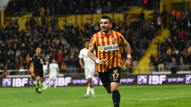 Kayserispor'dan ayrılan Emrah Başsan: Yaşanan gerçekleri tüm futbol camiası öğrenecek