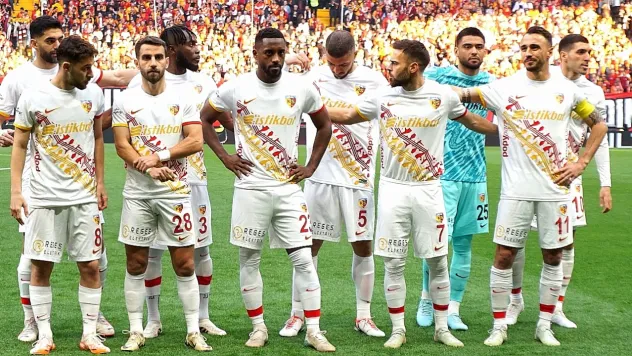 Kayserispor yerini korudu