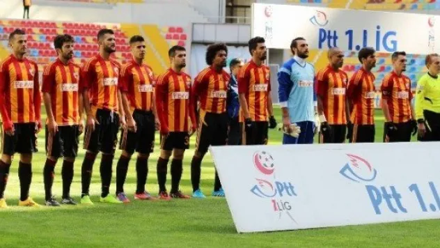 Kayserispor 7 Ay Sonra Kendi Evinde Taraftarına Galibiyet Sevinci Yaşattı 