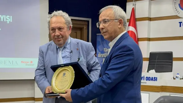 KAYSO'da '2025'te Türkiye Ekonomisi ve Anadolu Sanayisinin Yön Arayışı' paneli