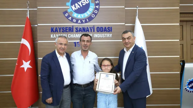 KAYSO yeni üyelerine üyelik beratlarını takdim etti