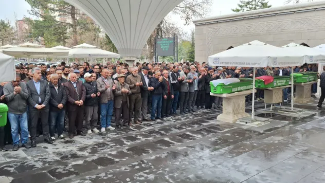 Kazada hayatını kaybeden 15 yaşındaki genç toprağa verildi