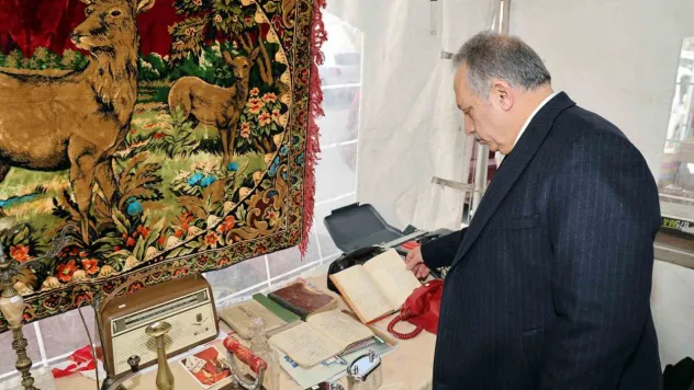 Kendi gününde kendi yerinde: Antika Pazarı