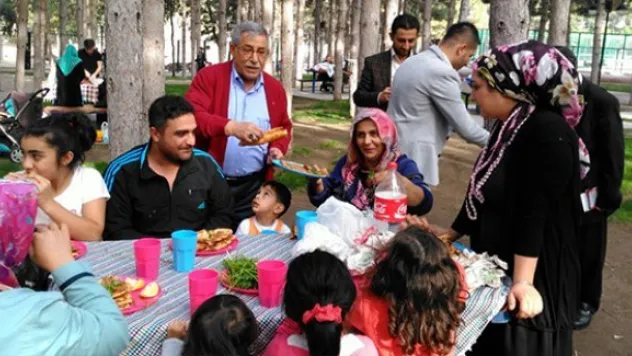 Kilci, çocukları sevindirdi