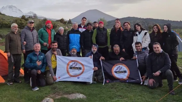 Kıranardı Kent Ormanı'nda sporseverlere 'Yaz Dağcılık Eğitimi' verildi