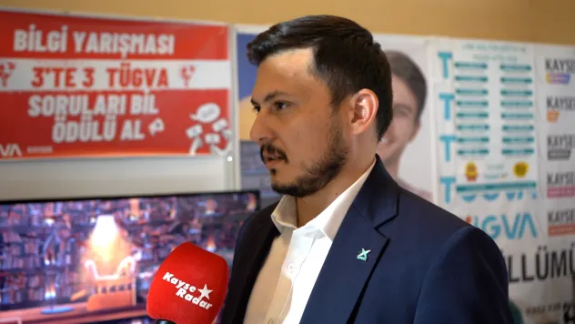 Kitap Fuarı'nda TÜGVA'dan öğrencilere sürpriz hediyeler