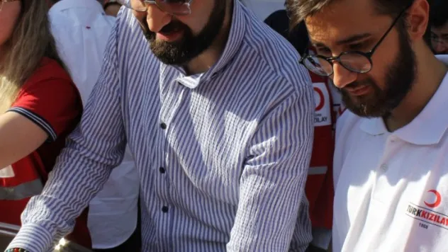 Kızılay, Muharrem ayı dolayısıyla aşure dağıttı