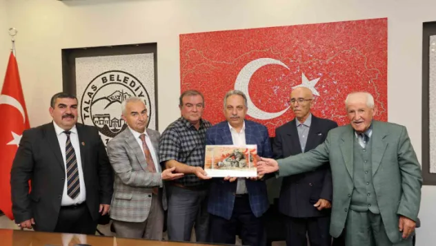 Kızılay Talas'tan Başkan Yalçın'a Teşekkür