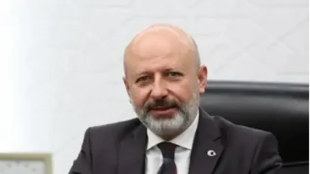 Kocasinan'da camiler gül kokuyor