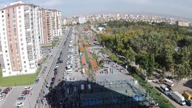 Kocasinan'dan gül gibi park