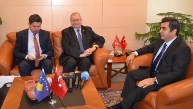 Kosova Büyükelçisi Avni Spahiv: 