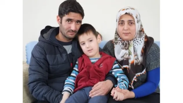 KÜÇÜK MEHMET ALİ YARDIM BEKLİYOR