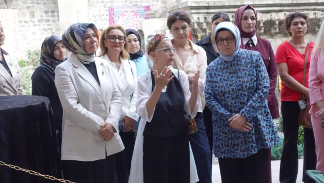 Kumaştan Hikayeler Sergisi, Melikgazi'de Sanatseverlerle Buluştu