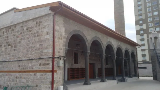Kayseri'de bir Lale Devri esintisi: Hasinli Cami