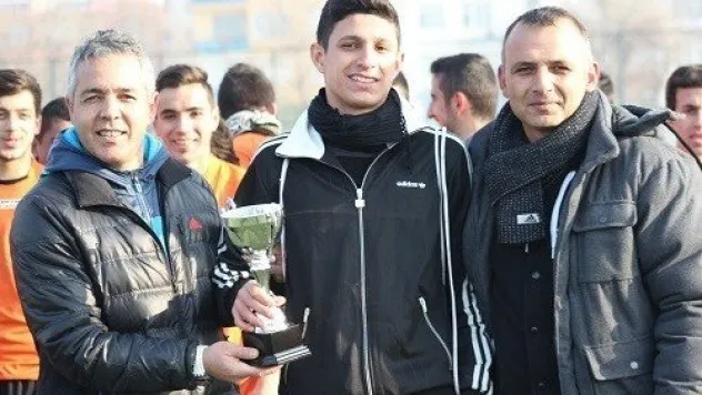 Liseler Arası Genç Erkekler Futbol Şampiyonasında Arif Molu Tek. Ve Eml. Şampiyon Oldu 