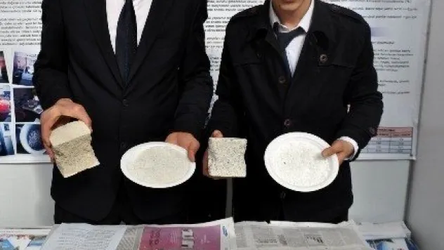 Liseli Mucitler 'çimentosuz Beton' Üretti