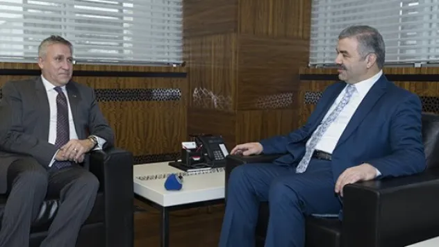 Macar Büyükelçi'den samimi ziyaret