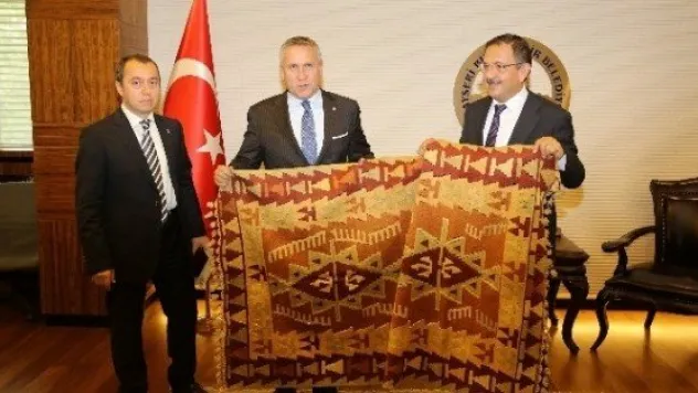 Macaristan Başkonsolosu Büyükşehir'de 