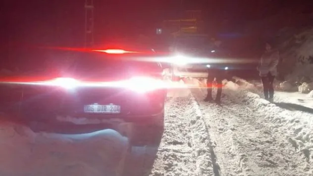 Mahsur kalan 2 vatandaş kurtarıldı